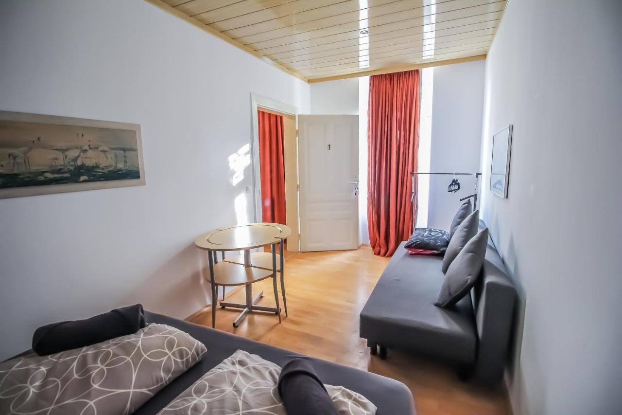 וינה Private Room In Shared Apartment Pr6 מראה חיצוני תמונה